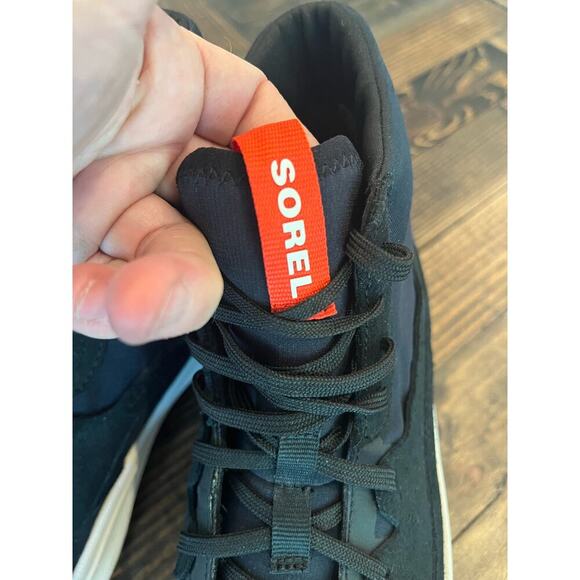 NWOT Sorel Ona Black Lace Up Sneaker Boot Women 8.5 High Top Athletic Hiking - Picture 13 of 13